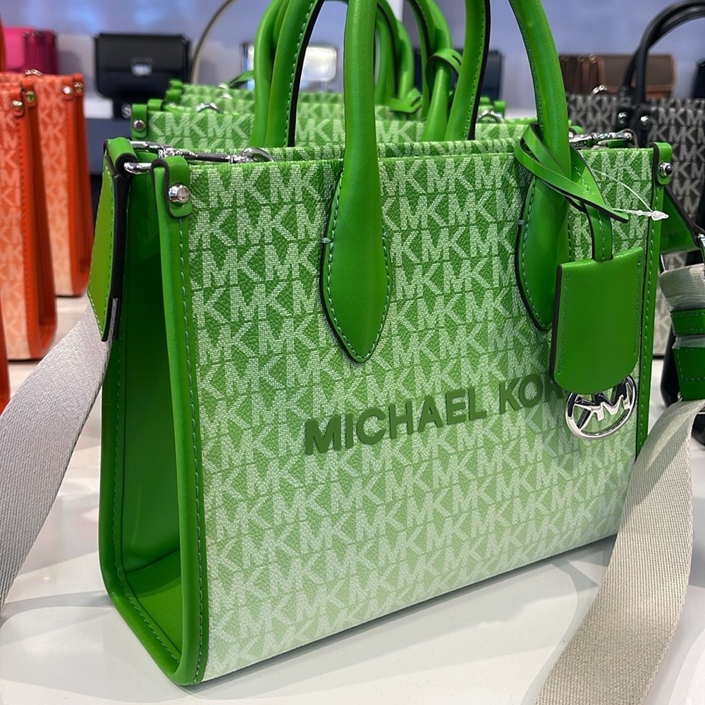 Michael Kors Mirella Small Ombré Signature Logo Crossbody Bag
COLOR JUNGLE - Picture 8 of 16